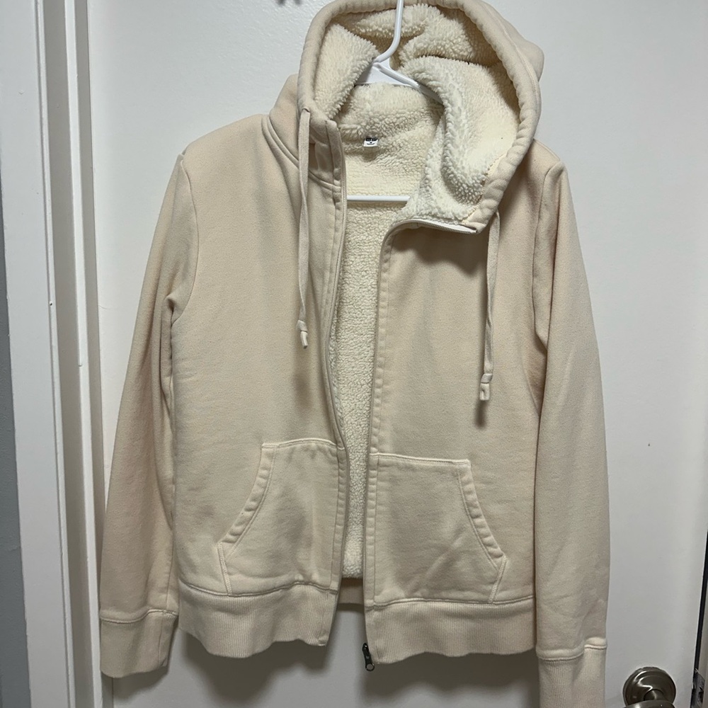 Woman Cream Uniqlo Sherpa zip up hoodie Fleece Lined Hoodie Size M #loungewear